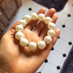 Pearl bracelet